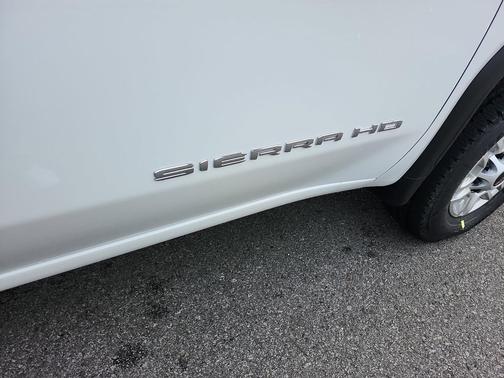 2026 GMC Sierra 2500 Pro