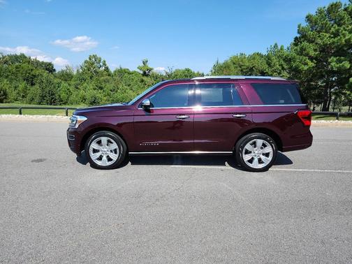 2024 Ford Expedition Platinum