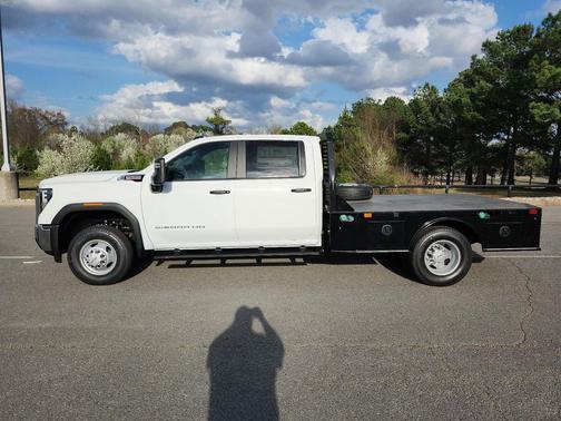 2026 GMC Sierra 3500 Base