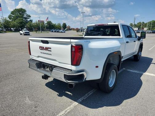 2026 GMC Sierra 3500 Base