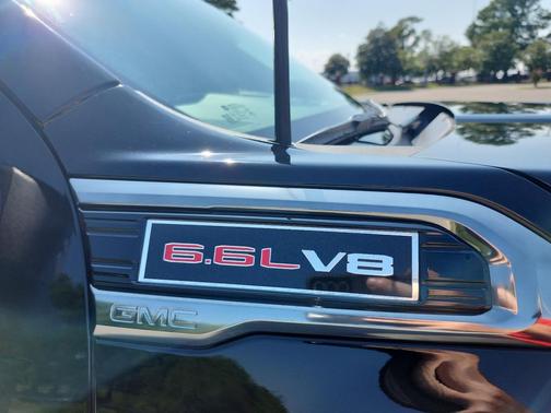 2022 GMC Sierra 2500 AT4