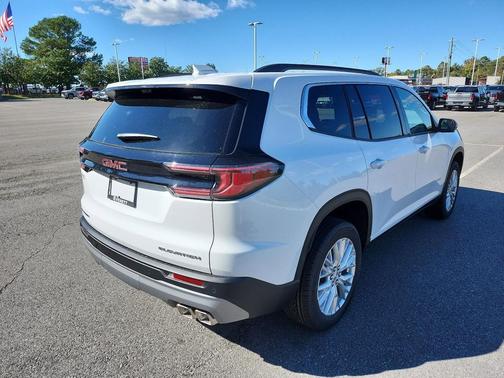 2026 GMC Acadia Elevation FWD