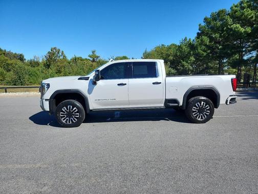 2024 GMC Sierra 2500 Denali Ultimate