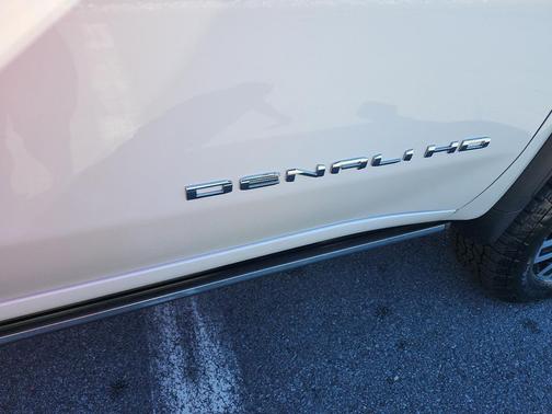 2024 GMC Sierra 2500 Denali Ultimate