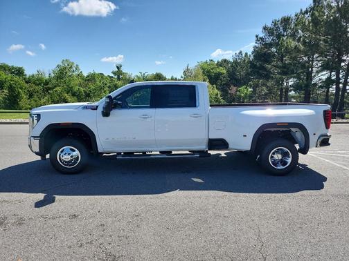 Summit White 2026 GMC Sierra 3500 SLE