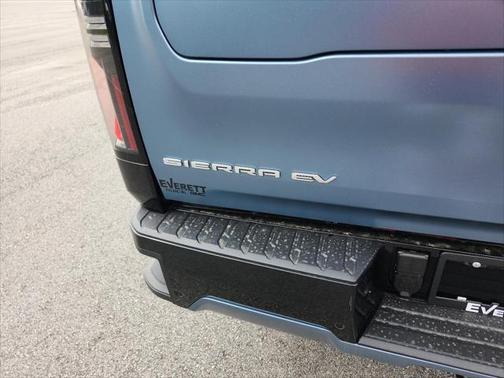 2025 GMC Sierra EV Max Range Denali
