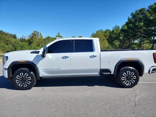 2025 GMC Sierra 2500 Denali Ultimate