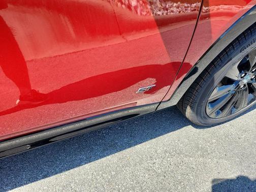 Brilliant Red 2026 Buick Envista Sport Touring FWD