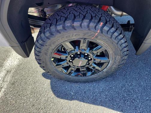 2026 GMC Sierra 2500 AT4