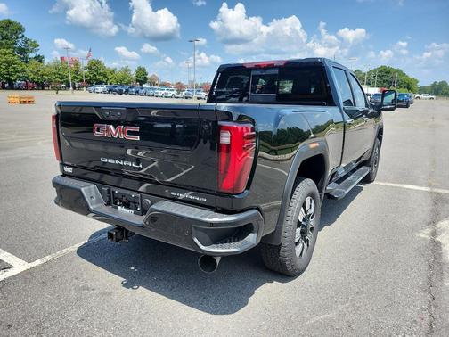 2025 GMC Sierra 2500 Denali