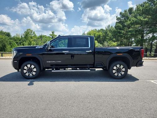 2025 GMC Sierra 2500 Denali