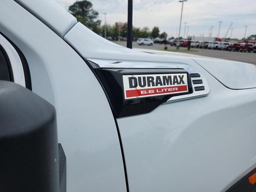 Summit White 2026 GMC Sierra 3500 SLE