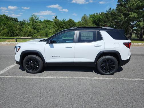 Summit White 2026 GMC Terrain FWD Elevation