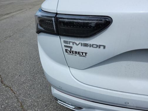 Iridescent White Tricoat 2026 Buick Envision Avenir AWD