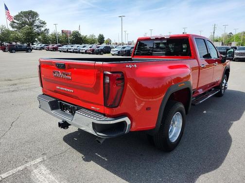 2024 GMC Sierra 3500 SLT