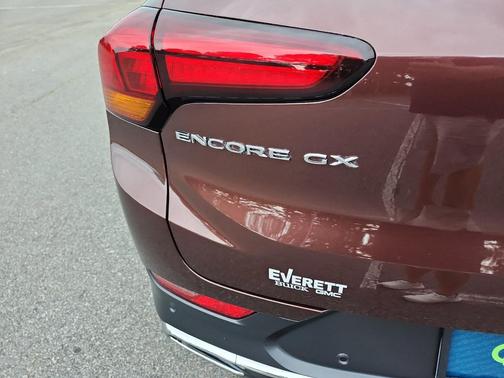 Rosewood Metallic 2022 Buick Encore GX Essence