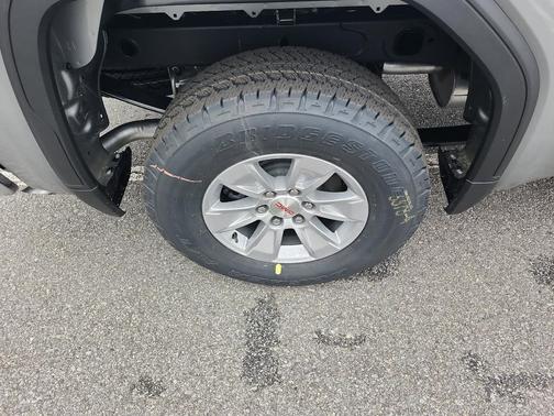 Sterling Metallic 2026 GMC Sierra 1500 SLE