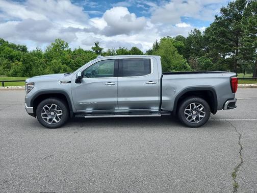 Sterling Metallic 2026 GMC Sierra 1500 SLT
