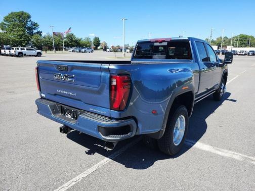 2026 GMC Sierra 3500 Denali