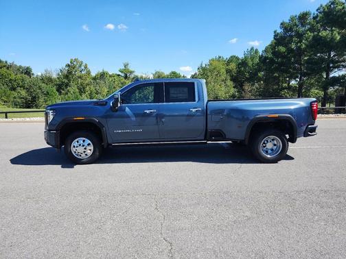 2026 GMC Sierra 3500 Denali