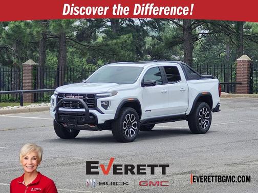 2025 GMC Canyon AT4