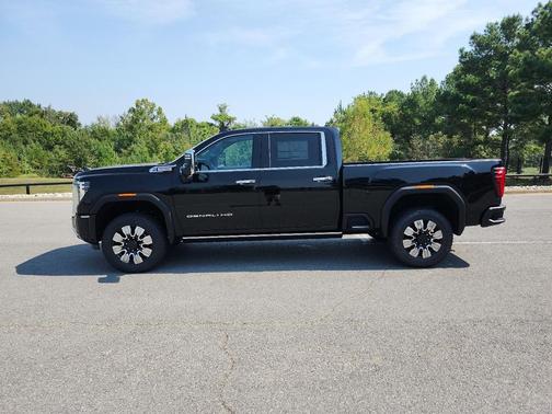 2026 GMC Sierra 2500 Denali