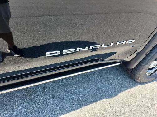 2026 GMC Sierra 2500 Denali