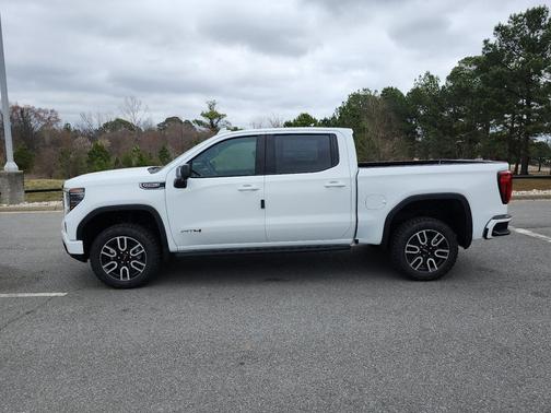 Summit White 2026 GMC Sierra 1500 AT4
