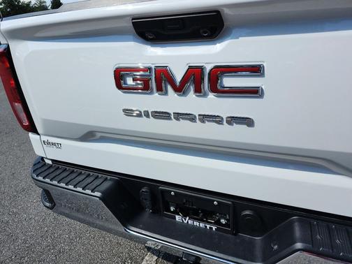 2025 GMC Sierra 1500 SLE