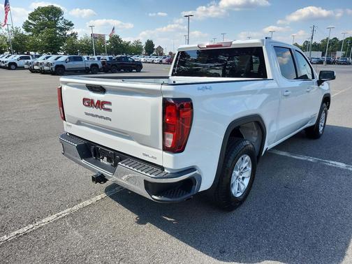 2025 GMC Sierra 1500 SLE