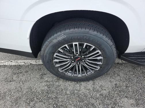 2026 GMC Yukon XL 4WD Elevation