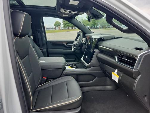 2026 GMC Yukon XL 4WD Elevation