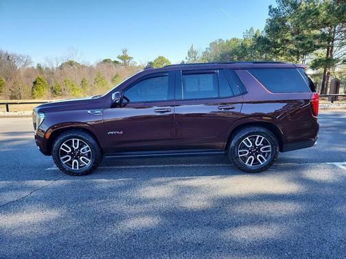 2023 GMC Yukon 4WD AT4