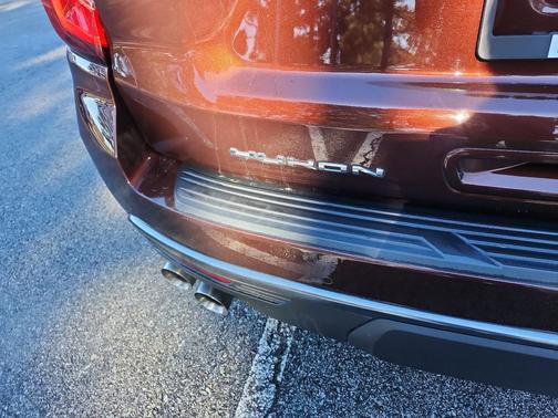 2023 GMC Yukon 4WD AT4