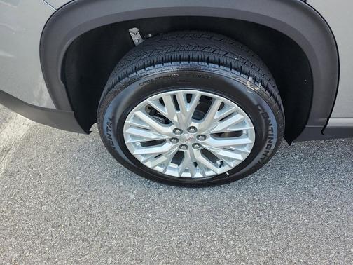 2024 GMC Acadia FWD Elevation
