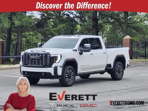 White Frost Tricoat 2025 GMC Sierra 2500 Denali Ultimate