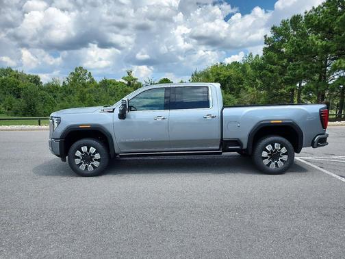 2026 GMC Sierra 2500 Denali