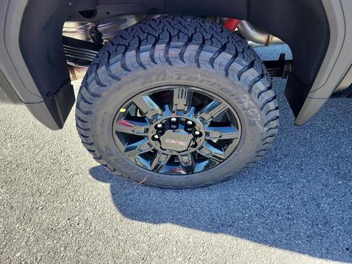 2026 GMC Sierra 2500 AT4