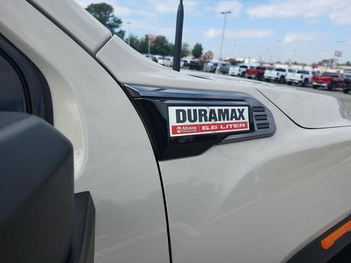 2026 GMC Sierra 2500 AT4