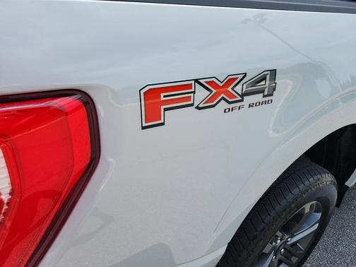 Avalanche 2023 Ford F-150 Lariat