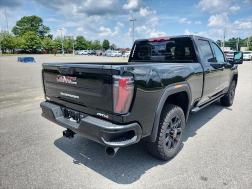 2025 GMC Sierra 2500 AT4