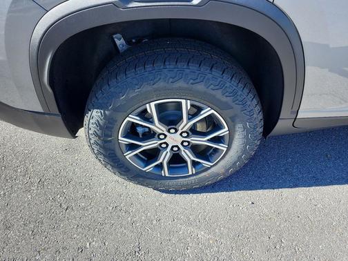 2026 GMC Acadia AT4 AWD