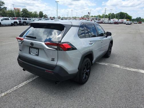 Silver Sky Metallic 2022 Toyota RAV4 LE