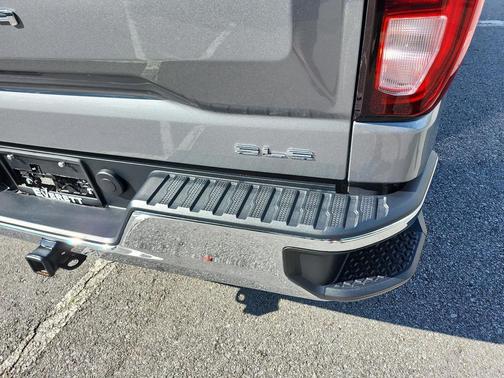 2025 GMC Sierra 1500 SLE