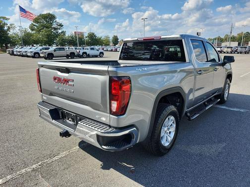 2025 GMC Sierra 1500 SLE