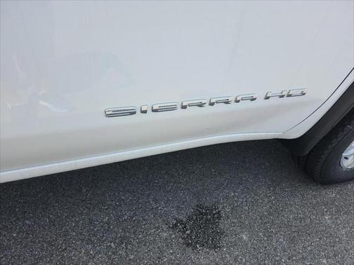 2025 GMC Sierra 2500 Base