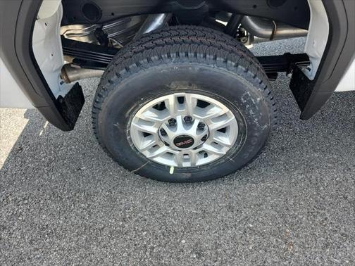 2025 GMC Sierra 2500 Base