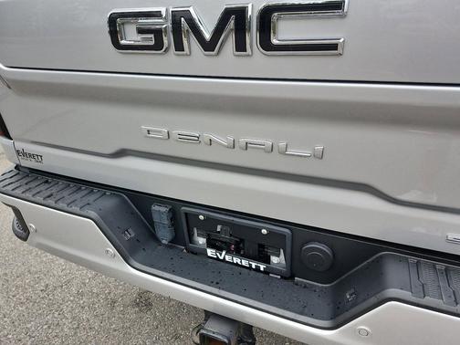 2022 GMC Sierra 2500 Denali