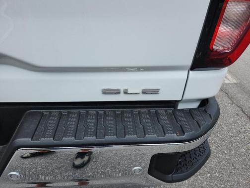 2025 GMC Sierra 2500 SLE