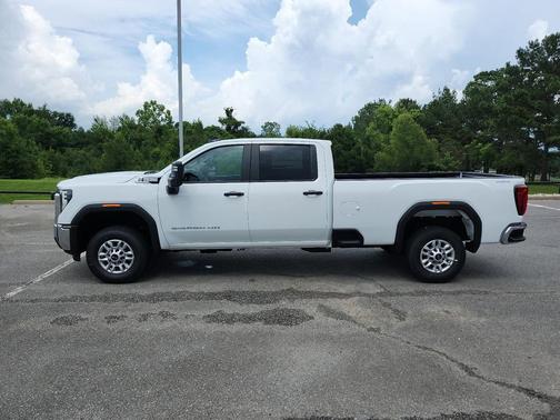 2025 GMC Sierra 2500 Base